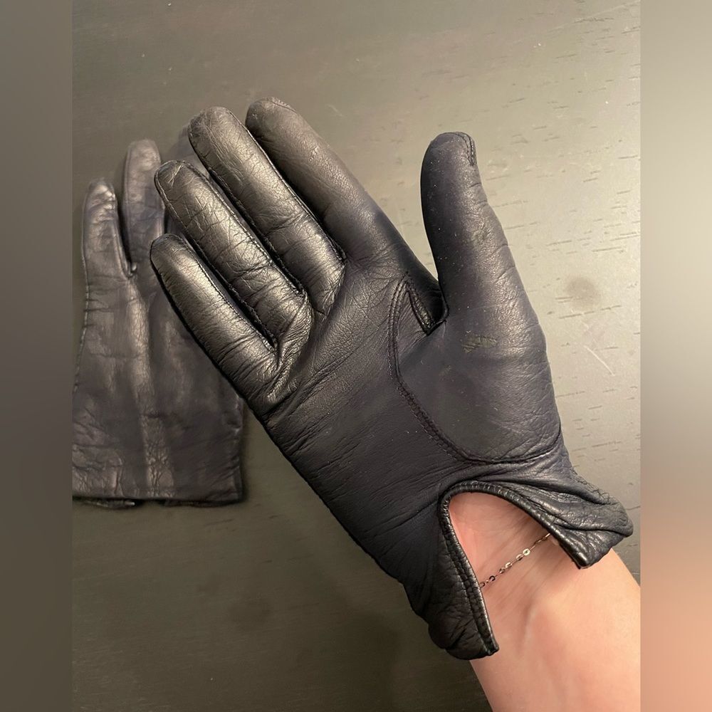 Vintage 1950s/1960s Ink Navy Blue Italian Leather Orlon Lined Women’s Gloves